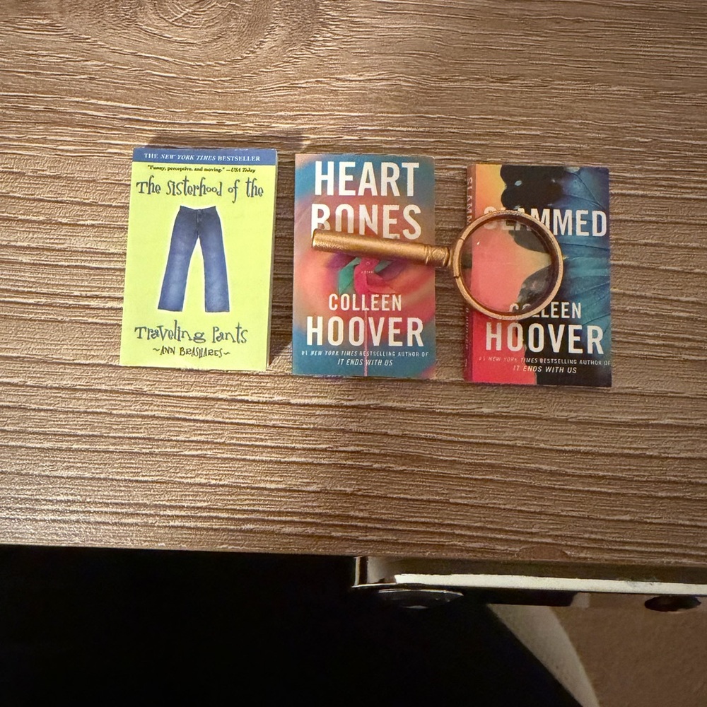 Mini Brands Books - Colleen Hoover and Sisterhood of the Traveling pants